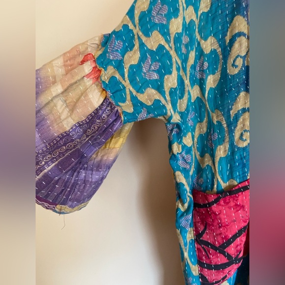 Reversible Kantha Kimono - Picture 3 of 9
